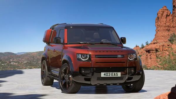 Обновлённый Land Rover Defender получил модификацию с дизельным мотором и спецверсию