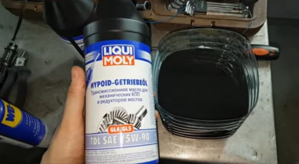 Масло в МКПП: классификация трансмиссионных масел по SAE и API