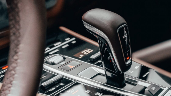 NJcar: как правильно парковаться на «автомате» NJcar: как правильно парковаться на «автомате»