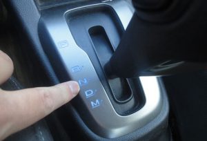 Запуск мотора с коробкой автомат: как завести машину на автомате