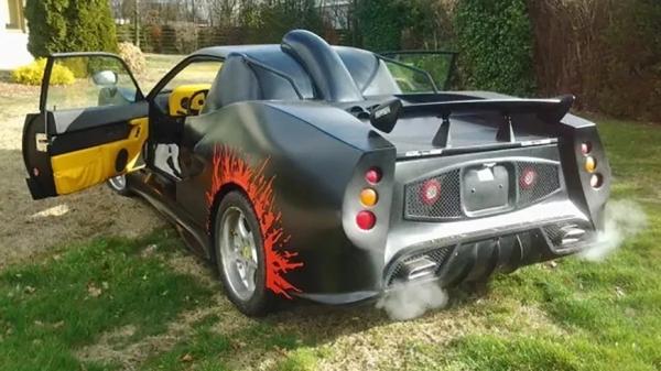 Эта реплика суперкара Ferrari выглядит странновато 