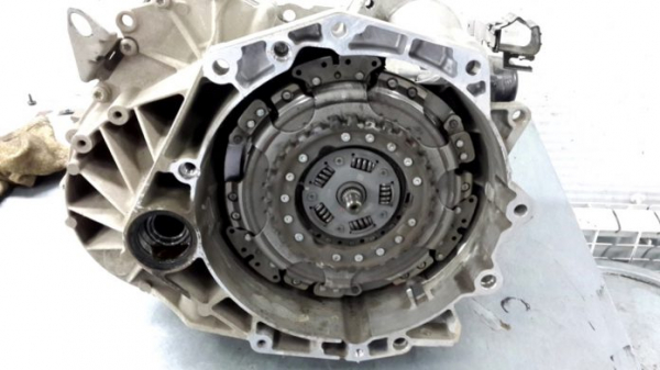 Коробка передач с двойным сцеплением: устройство, принцип работы, особенности