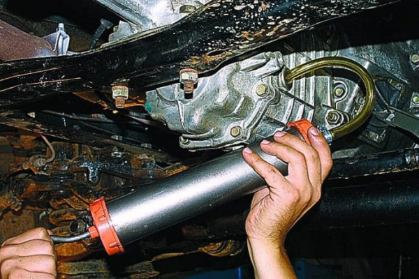 Масло в коробку ГАЗель: какое лить и как поменять