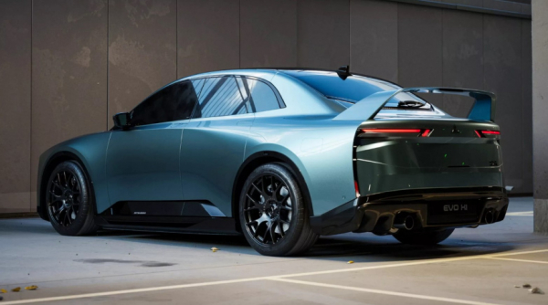 Шпионские снимки нового Mitsubishi EVO XI оказались постановочными Шпионские снимки нового Mitsubishi EVO XI оказались постановочными