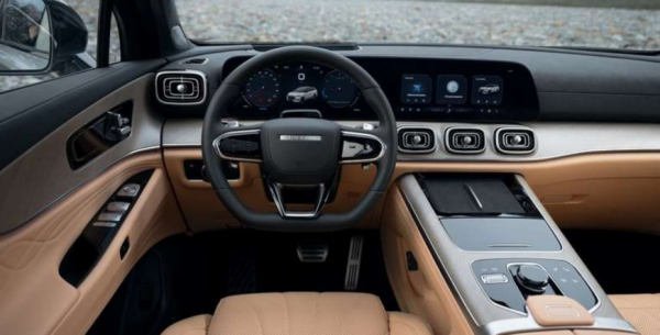 "За рулем" провел тест-драйв самого необычного китайского кроссовера в России - Jaecoo J8