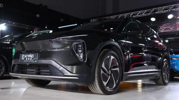 Электрокроссовер NIO ES6 появился в России