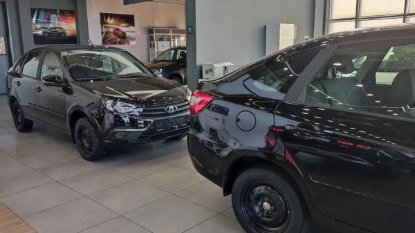 Доля отечественных марок в структуре продаж новых машин продолжает снижаться