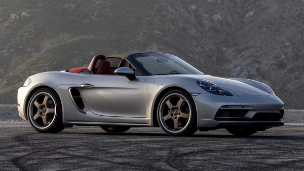 Porsche перестанет выпускать Boxster и Cayman с ДВС 