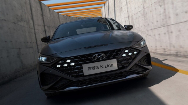 В России появился недорогой седан Hyundai, незнакомый россиянам В России появился недорогой седан Hyundai, незнакомый россиянам