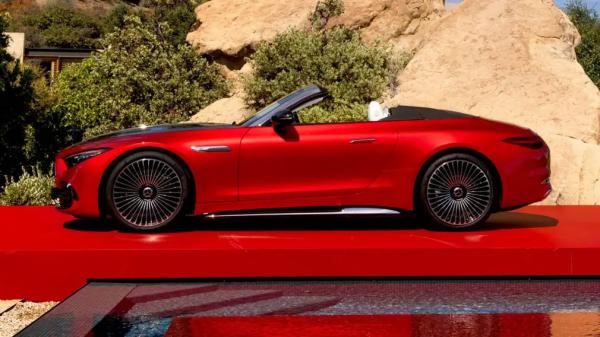 Кабриолет Mercedes-AMG SL 63 стал роскошным родстером Maybach