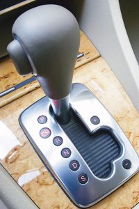 Чем отличается роботизированная коробка передач от автомата