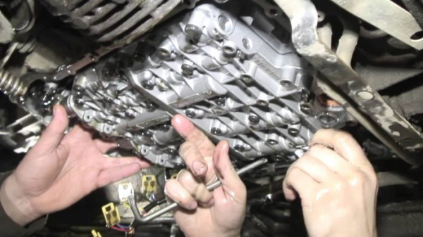 Как промыть гидроблок АКПП: для чего нужна промывка Как промыть гидроблок АКПП: для чего нужна промывка