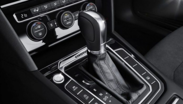 Какая коробка лучше: автомат или робот