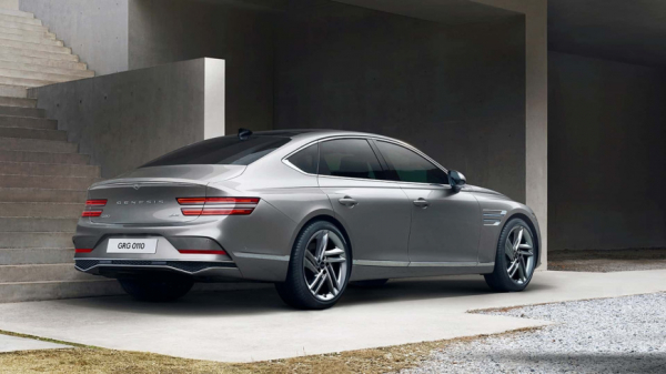 Опубликованы премиальный седан Genesis G80 2025 года 