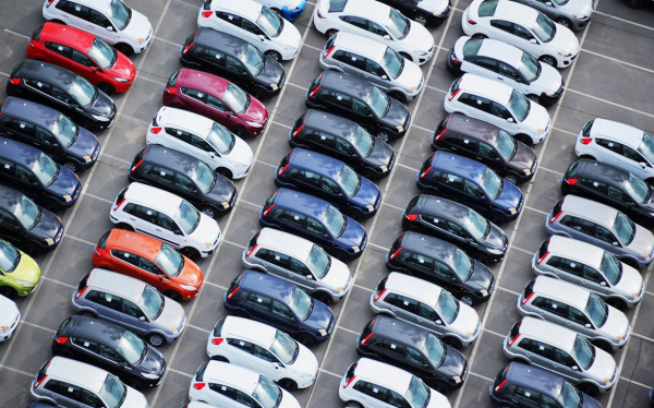 Продажи новых автомобилей в России установили новый рекорд за 4 месяца Продажи новых автомобилей в России установили новый рекорд за 4 месяца