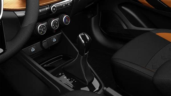 Lada Vesta вернула практически все ранее утраченные опции: чего еще не хватает российскому флагману