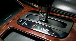 Буксировка машины с АКПП: можно ли буксировать авто на «автомате» и как это делать правильно Буксировка машины с АКПП: можно ли буксировать авто на «автомате» и как это делать правильно