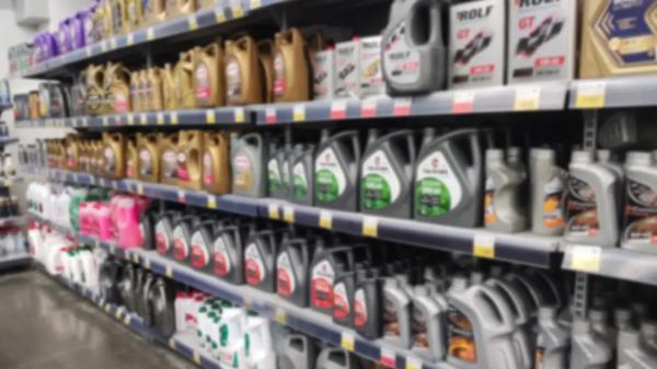 Переплачивать за бренд или лить в мотор отечественное масло &ndash; что советуют эксперты