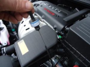 Проверка масла в АКПП: уровень и состояние жидкости ATF в коробке