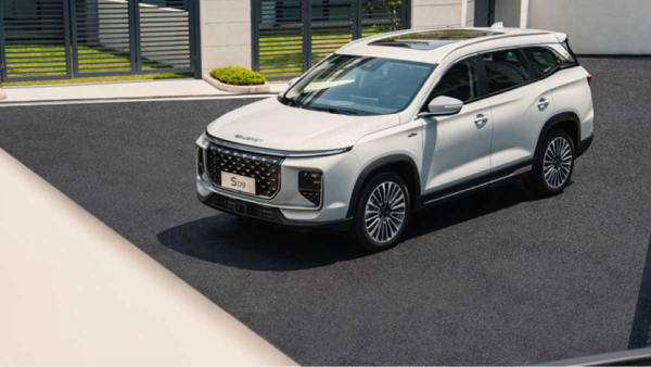 В России начнут продавать автомобили еще одного незнакомого бренда В России начнут продавать автомобили еще одного незнакомого бренда