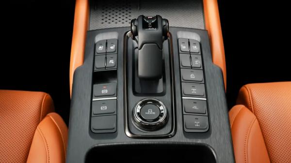 Haval H9 второго поколения: новая рама, два мотора и полный привод TOD+Mlock