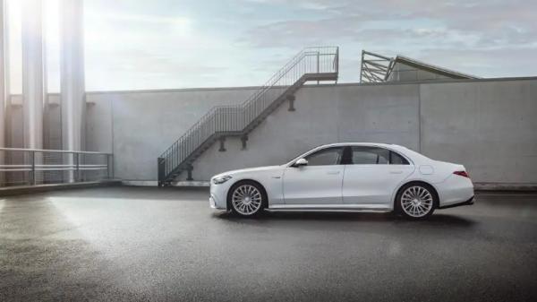 В Россию привезли &laquo;заряженный&raquo; Mercedes-Benz S-Class &ndash; стоит очень дорого