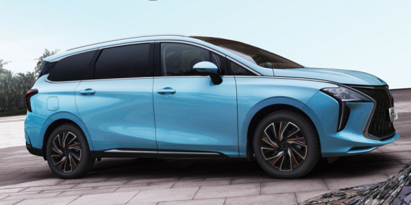 Forthing Yacht стал лучшим компактвэном по&nbsp;версии премии &laquo;Автомобиль года в&nbsp;России 2024&raquo;