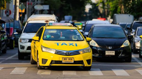 Проезжают сотни тысяч км: раскрыты секреты долговечности автомобилей из такси