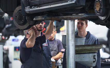 Каталогов.net. Чинить машины из Китая приходится методом &laquo;тыка&raquo;