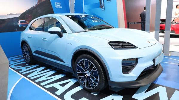 Porsche показала в Китае свои самые новые модели