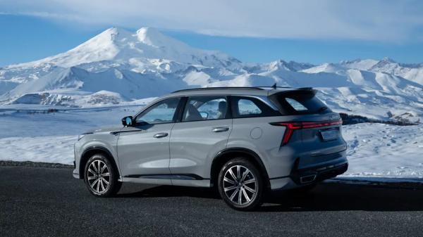 2,0-литровый турбомотор на 233 л.с. и 8-ступенчатый автомат Aisin &ndash; новый Changan CS75Plus готовится к старту продаж в России