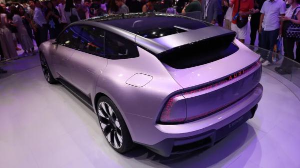 Компания Audi показала концепт-кар AUDI E