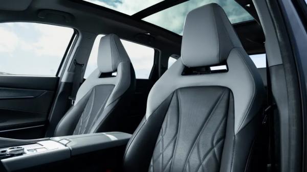 2,0-литровый турбомотор на 233 л.с. и 8-ступенчатый автомат Aisin &ndash; новый Changan CS75Plus готовится к старту продаж в России