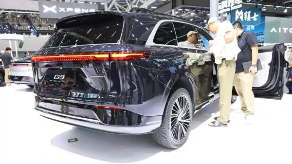 Компания XPeng показала в Китае свои модели Компания XPeng показала в Китае свои модели