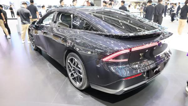 Компания XPeng показала в Китае свои модели Компания XPeng показала в Китае свои модели