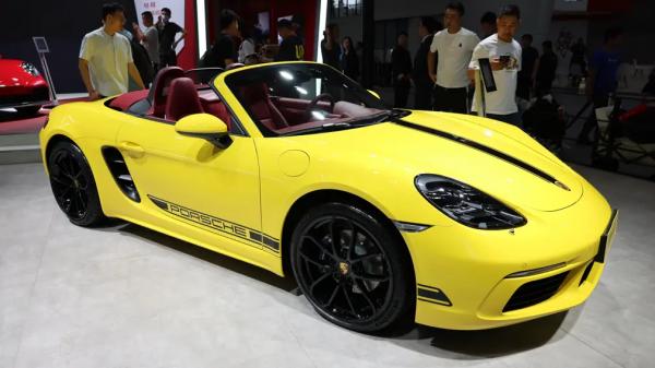 Porsche показала в Китае свои самые новые модели