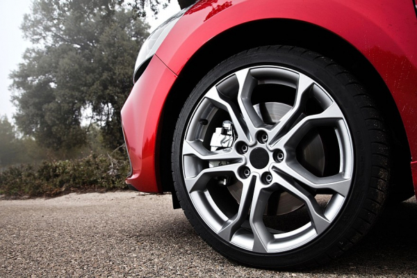 Легкосплавные диски: полезный аксессуар или уловка маркетологов?