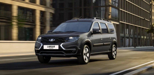 Все семейство компактвэна Lada Largus снова на конвейере Все семейство компактвэна Lada Largus снова на конвейере