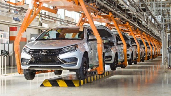 «АвтоВАЗ» сократил объем производства Lada Vesta в декабре «АвтоВАЗ» сократил объем производства Lada Vesta в декабре