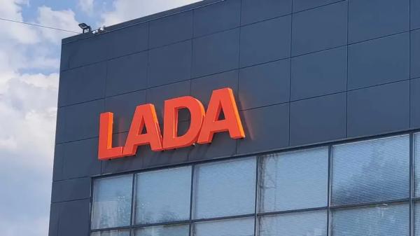 У ВАЗ-2108 - юбилей: в каких регионах  РФ больше всего ценителей &laquo;вазовских&raquo; восьмерок