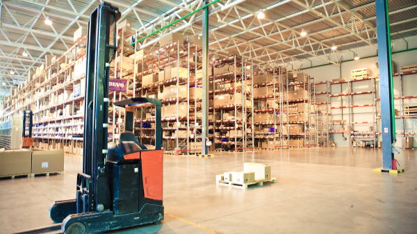 Центральный склад запчастей для Soueast в&nbsp;России