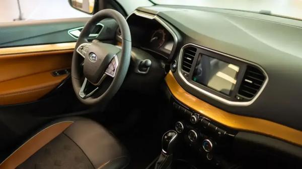 Что-то пошло не так: АвтоВАЗ сокращает объёмы выпуска Lada Vesta