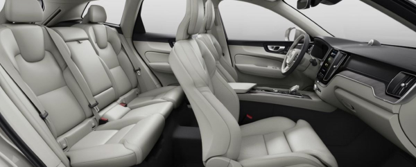 Обновленный кроссовер Volvo XC60 вернулся на российский авторынок