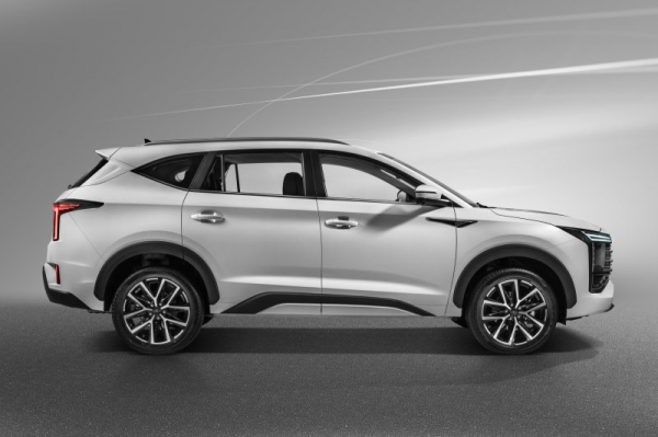 Раскрыта дата начала продаж семейного кроссовера «Москвич 8» Раскрыта дата начала продаж семейного кроссовера «Москвич 8»