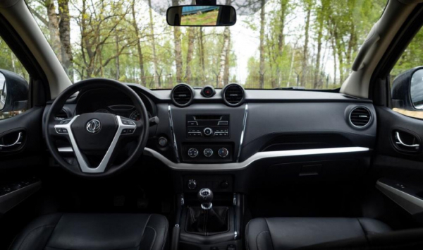 Борьба пикапов: Dongfeng дешевеет и бросает вызов своему российскому аналогу