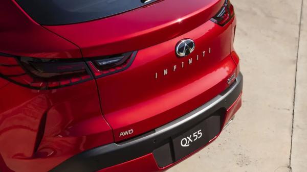 В РФ все еще продают новые купе-кроссоверы Infiniti QX55 2021 года выпуска. Сколько за них просят