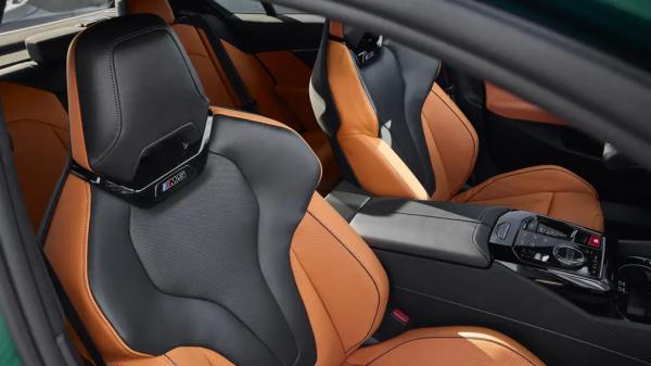 727 &laquo;лошадок&raquo;, полный привод и 3,5 секунды до &laquo;сотни&raquo; -  в Россию едет новый BMW M5