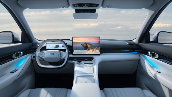 Geely объявляет цены на электрический кроссовер Geely EX5 для российского рынка