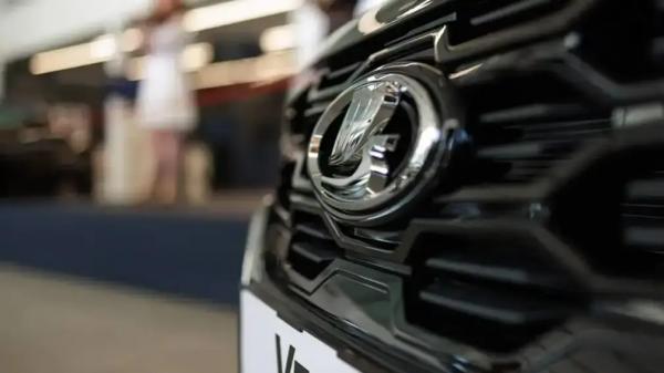 АвтоВАЗ готовит новый кроссовер: новинка уже проходит зимние тесты