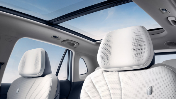 Geely раскрывает комплектации нового электрического кроссовера Geely EX5 для российского рынка Geely раскрывает комплектации нового электрического кроссовера Geely EX5 для российского рынка